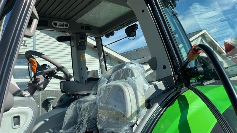Deutz-fahr 9340 TTV 9340 TTV WARRIOR, New and unused tractor - Traktor: das Bild 2 Deutz-fahr 9340 TTV 9340 TTV WARRIOR, New and unused tractor - Traktor: das Bild 2