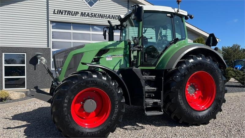 Fendt 826 Vario Pæn godt udstyret traktor. - Traktor: das Bild 2 Fendt 826 Vario Pæn godt udstyret traktor. - Traktor: das Bild 2