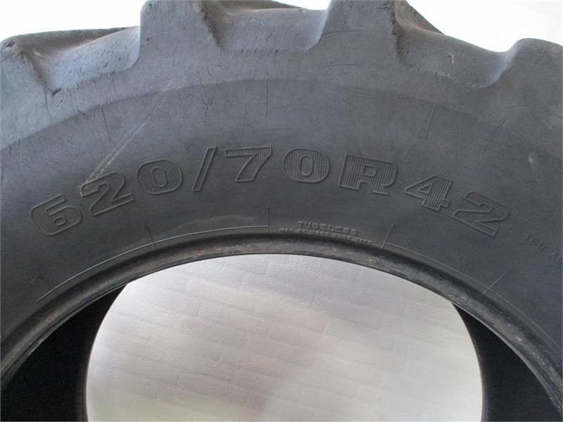 Firestone 620/70 R42 - Reifen für Kommunal-/ Sonderfahrzeug: das Bild 4 Firestone 620/70 R42 - Reifen für Kommunal-/ Sonderfahrzeug: das Bild 4