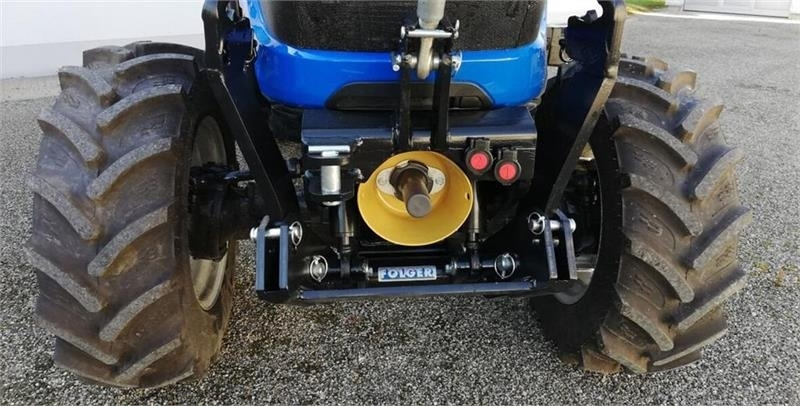 - - - Folger 1800kg frontlift og Folger front PTO - Frontlader für Traktor: das Bild 1 - - - Folger 1800kg frontlift og Folger front PTO - Frontlader für Traktor: das Bild 1