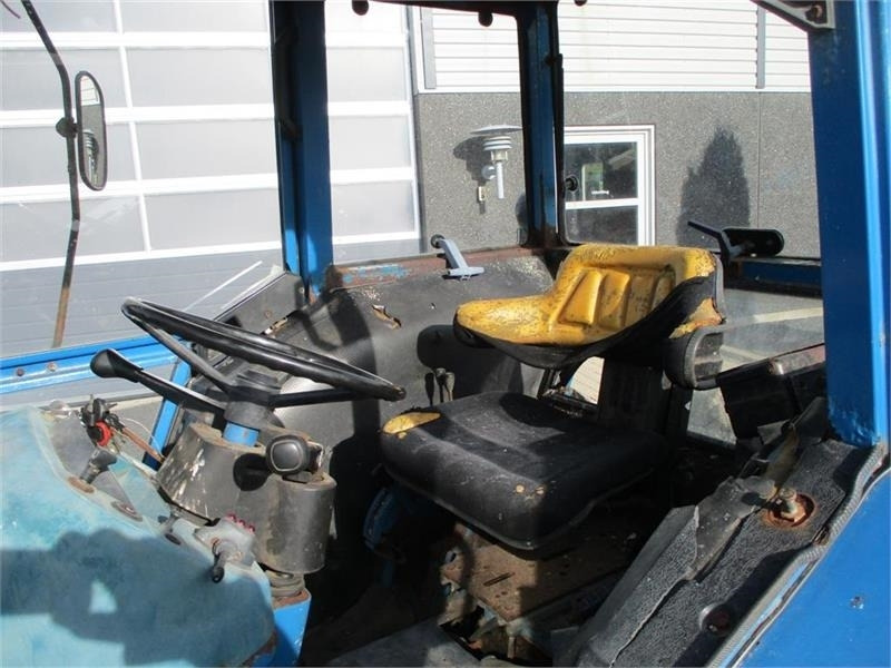 Ford 4610 Med frontlæsser - Traktor: das Bild 5 Ford 4610 Med frontlæsser - Traktor: das Bild 5