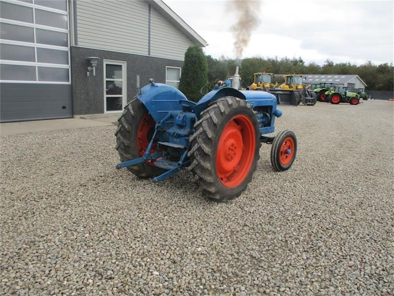 Fordson Major Diesel traktor - Traktor: das Bild 4 Fordson Major Diesel traktor - Traktor: das Bild 4