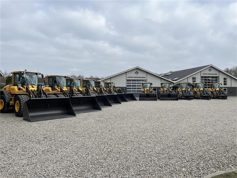 JST Skovl 3.4m3 med volvoskifte og 3m bred. NY SKOVL. - Schaufel für Baumaschine: das Bild 3 JST Skovl 3.4m3 med volvoskifte og 3m bred. NY SKOVL. - Schaufel für Baumaschine: das Bild 3