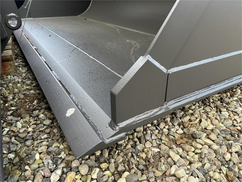 JST Skovl 3.4m3 med volvoskifte og 3m bred. NY SKOVL. - Schaufel für Baumaschine: das Bild 5 JST Skovl 3.4m3 med volvoskifte og 3m bred. NY SKOVL. - Schaufel für Baumaschine: das Bild 5