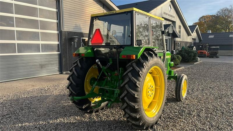 Traktor John Deere 2040 Med nye dæk hele vejen rundt: das Bild 12