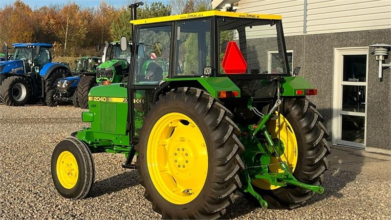 Traktor John Deere 2040 Med nye dæk hele vejen rundt: das Bild 6