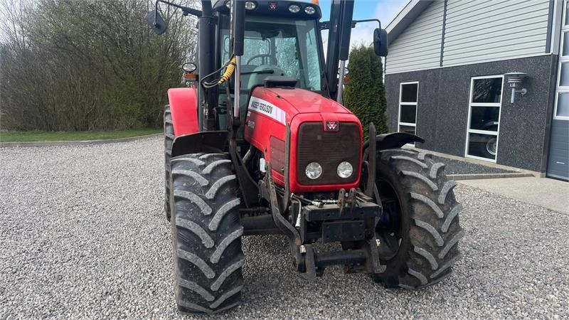 Traktor Massey Ferguson 6480 Dyna 4 Med frontlift og frontlæsser: das Bild 18