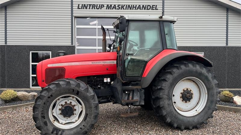 Massey Ferguson 8250 Powercontrol - Traktor: das Bild 1 Massey Ferguson 8250 Powercontrol - Traktor: das Bild 1