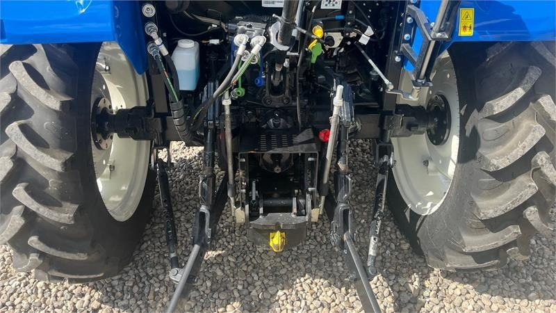 New Holland T4.75 S Med frontlift - Traktor: das Bild 5 New Holland T4.75 S Med frontlift - Traktor: das Bild 5