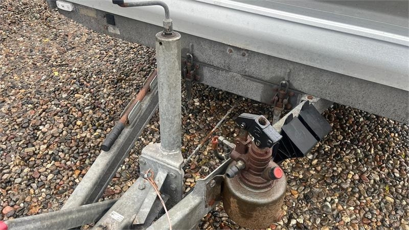 Selandia Maskintrailer med vip og rampe med hydrau - Pritschenanhänger/ Plattformanhänger: das Bild 4 Selandia Maskintrailer med vip og rampe med hydrau - Pritschenanhänger/ Plattformanhänger: das Bild 4