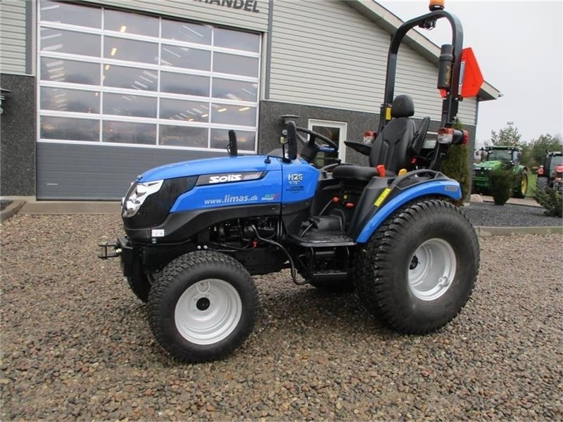 Solis 26 HST Hydrostat Turf hjul. - Traktor: das Bild 2 Solis 26 HST Hydrostat Turf hjul. - Traktor: das Bild 2