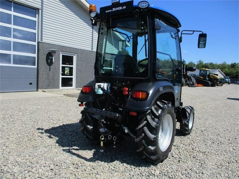 Traktor Solis 26 HST med kabine og traktorhjul: das Bild 12