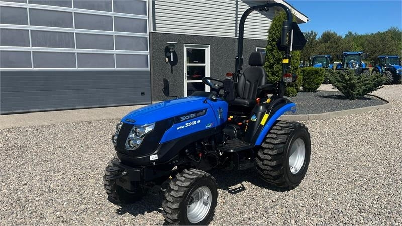 Solis H26 HST Hydrostat. Industrihjul - Kommunaltraktor: das Bild 2 Solis H26 HST Hydrostat. Industrihjul - Kommunaltraktor: das Bild 2