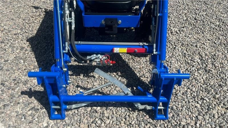 Solis H26 HST Med Frontlæsser - Kommunaltraktor: das Bild 4 Solis H26 HST Med Frontlæsser - Kommunaltraktor: das Bild 4