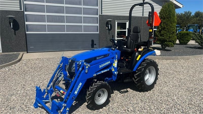 Solis H26 HST Med Frontlæsser - Kommunaltraktor: das Bild 2 Solis H26 HST Med Frontlæsser - Kommunaltraktor: das Bild 2