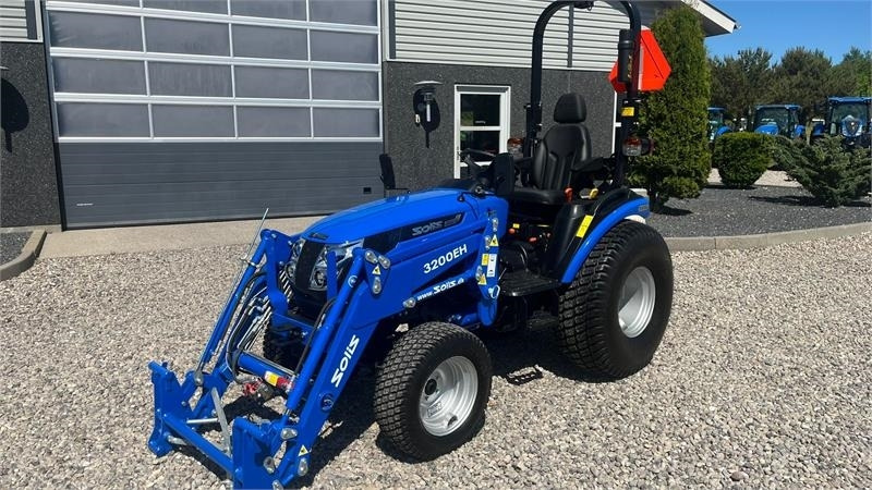 Solis H26 HST Turfdæk og Frontlæsser - Kommunaltraktor: das Bild 2 Solis H26 HST Turfdæk og Frontlæsser - Kommunaltraktor: das Bild 2