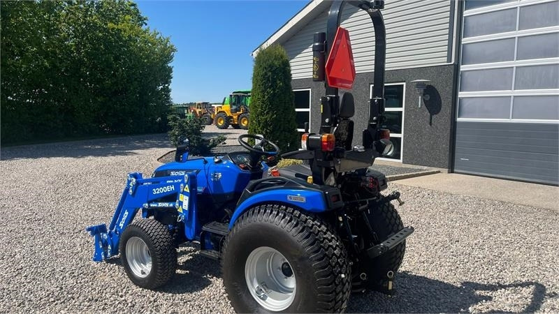 Solis H26 HST Turfdæk og Frontlæsser - Kommunaltraktor: das Bild 3 Solis H26 HST Turfdæk og Frontlæsser - Kommunaltraktor: das Bild 3