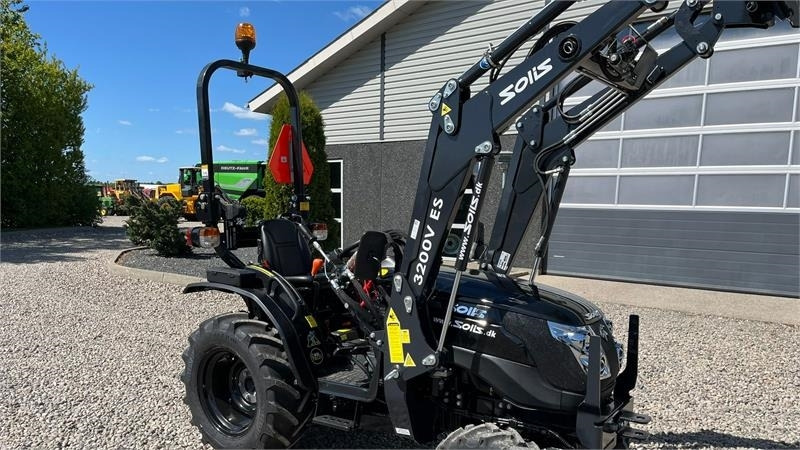 Solis S26 6+2 gearmaskine Limited Edition i sort med bre - Traktor: das Bild 3 Solis S26 6+2 gearmaskine Limited Edition i sort med bre - Traktor: das Bild 3