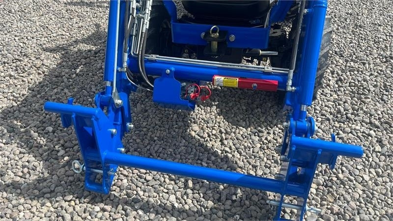 Solis S26 6+2 gearmaskine med Fuldhydraulisk frontlæsser - Kommunaltraktor: das Bild 4 Solis S26 6+2 gearmaskine med Fuldhydraulisk frontlæsser - Kommunaltraktor: das Bild 4