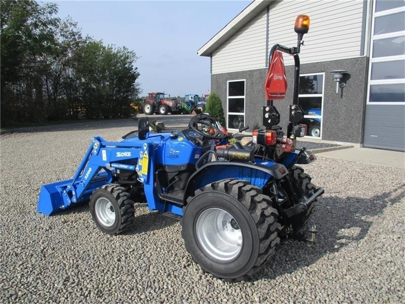 Solis S26 6+2 gearmaskine med Servostyring og fuldhydrau - Traktor: das Bild 3 Solis S26 6+2 gearmaskine med Servostyring og fuldhydrau - Traktor: das Bild 3