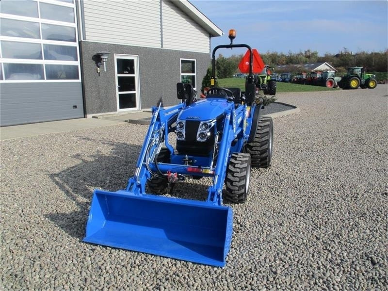Solis S26 6+2 gearmaskine med Servostyring og fuldhydrau - Traktor: das Bild 5 Solis S26 6+2 gearmaskine med Servostyring og fuldhydrau - Traktor: das Bild 5
