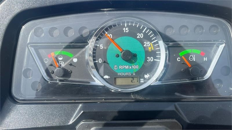 Kommunaltraktor Solis S26 6+2 gearmaskine med servostyring: das Bild 8