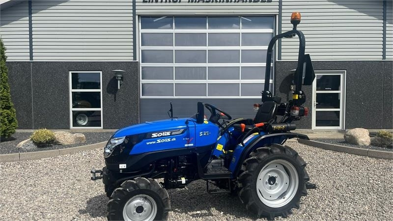 Solis S26 6+2 gearmaskine med servostyring - Kommunaltraktor: das Bild 1 Solis S26 6+2 gearmaskine med servostyring - Kommunaltraktor: das Bild 1