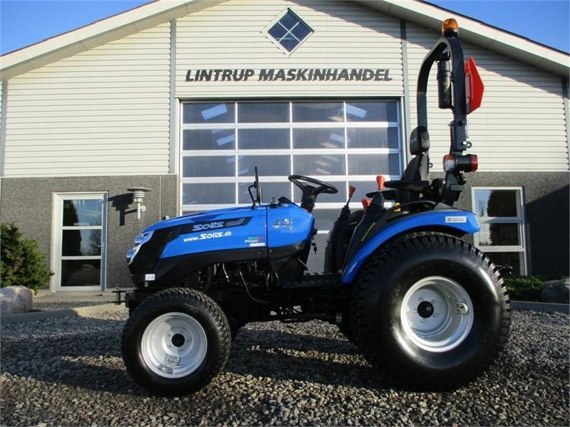 Solis S26 Shuttle XL 9+9 med store brede Turf hjul på ti - Traktor: das Bild 1 Solis S26 Shuttle XL 9+9 med store brede Turf hjul på ti - Traktor: das Bild 1