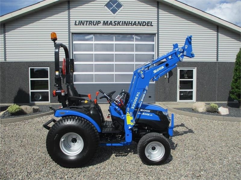 Traktor Solis S26 Shuttle XL 9+9 med turfhjul og frontlæsser: das Bild 7 Traktor Solis S26 Shuttle XL 9+9 med turfhjul og frontlæsser: das Bild 7