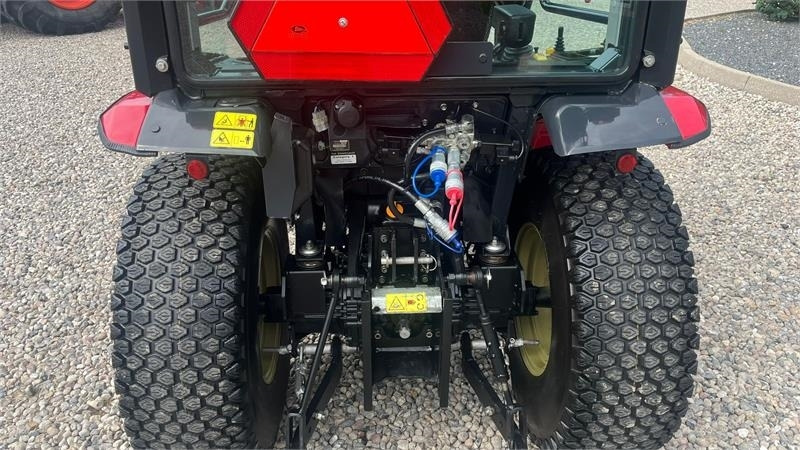 Yanmar YT 235H 4WD Snow Edition med sneplov og spreder - Traktor: das Bild 5 Yanmar YT 235H 4WD Snow Edition med sneplov og spreder - Traktor: das Bild 5