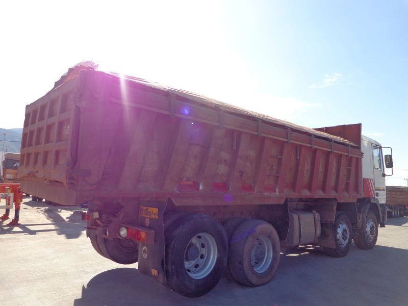 DAF 95.430 DAF 95.430ATI 8X2 Kipper -Telma/Airco - Kipper: das Bild 4 DAF 95.430 DAF 95.430ATI 8X2 Kipper -Telma/Airco - Kipper: das Bild 4