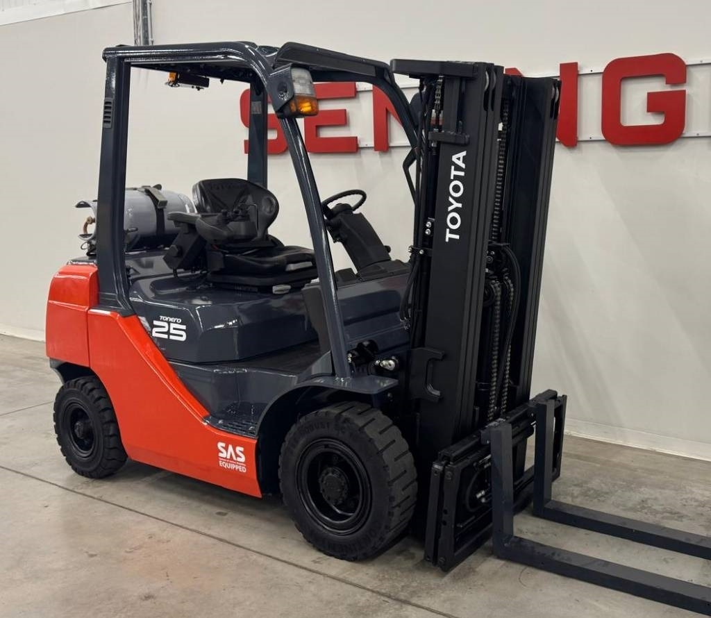 Toyota 10723 - 06-8FG25F - Treibgasstapler: das Bild 1 Toyota 10723 - 06-8FG25F - Treibgasstapler: das Bild 1
