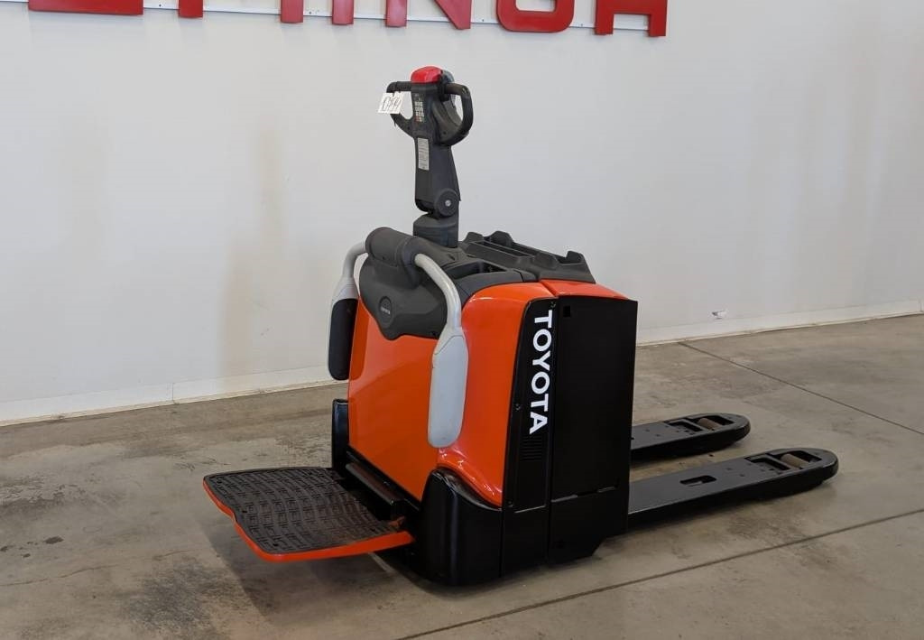 Toyota 10794 LPE200 - Elektrostapler: das Bild 1 Toyota 10794 LPE200 - Elektrostapler: das Bild 1