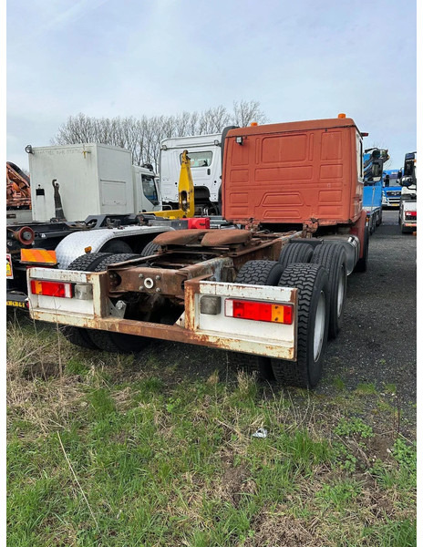 Scania T143-450 V8 HAUBER/NEUS/TORPEDO - Sattelzugmaschine: das Bild 3 Scania T143-450 V8 HAUBER/NEUS/TORPEDO - Sattelzugmaschine: das Bild 3