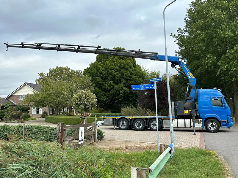 Volvo FM 430!8x2!!KRAAN/CRANE/GRUE/ PALFINGER 42TM!! RADIO REMOTE!! EURO 6!!TOP! - Autokran: das Bild 4 Volvo FM 430!8x2!!KRAAN/CRANE/GRUE/ PALFINGER 42TM!! RADIO REMOTE!! EURO 6!!TOP! - Autokran: das Bild 4