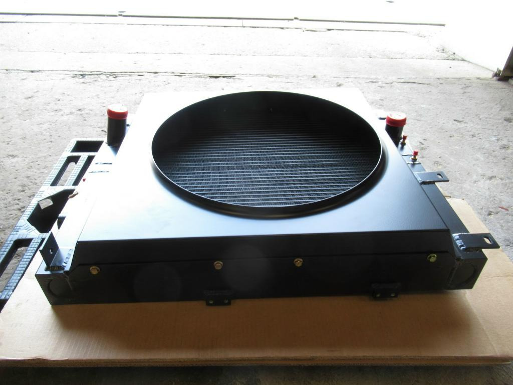 Bomag 05903175 - Kühler für Baumaschine: das Bild 3 Bomag 05903175 - Kühler für Baumaschine: das Bild 3