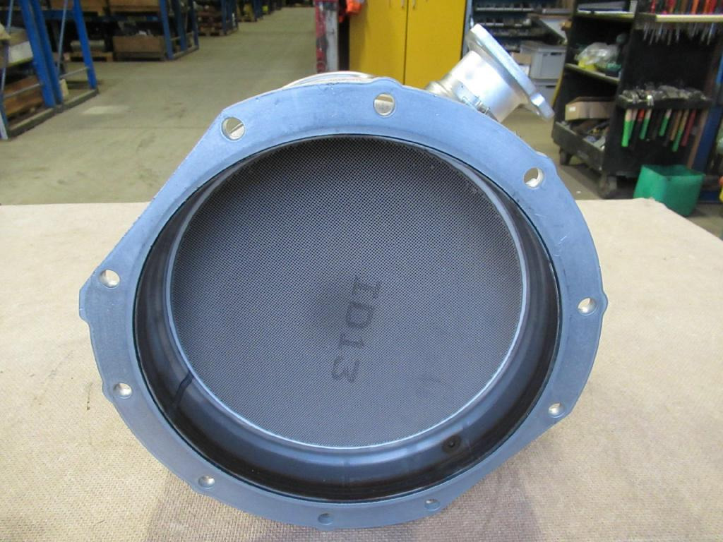 CNH 84389504 - - Auspuff/ Abgasanlage für Baumaschine: das Bild 2 CNH 84389504 - - Auspuff/ Abgasanlage für Baumaschine: das Bild 2