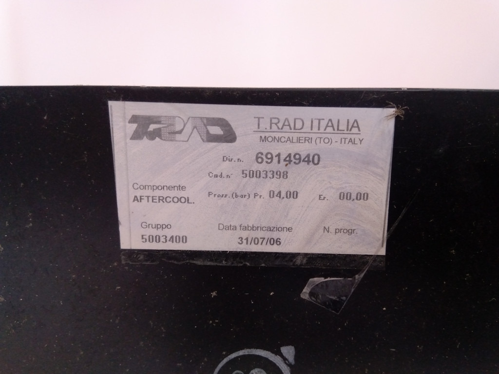 Case 6914940 - Interkühler für Baumaschine: das Bild 4 Case 6914940 - Interkühler für Baumaschine: das Bild 4