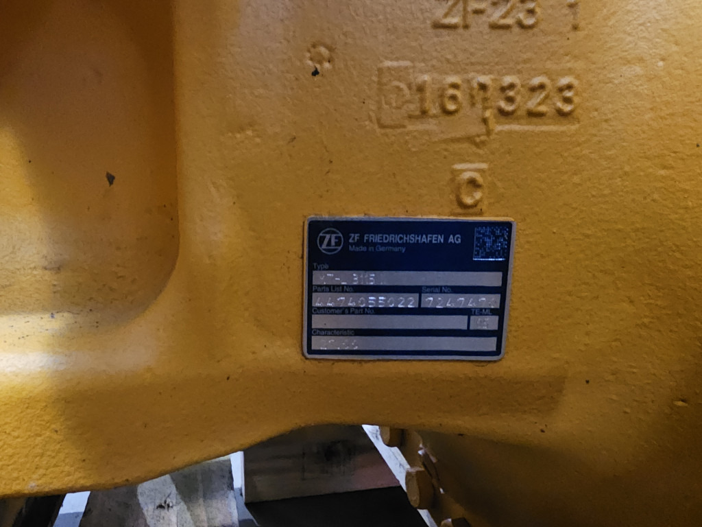 Case 84259022 - Hinterachse für Baumaschine: das Bild 4 Case 84259022 - Hinterachse für Baumaschine: das Bild 4