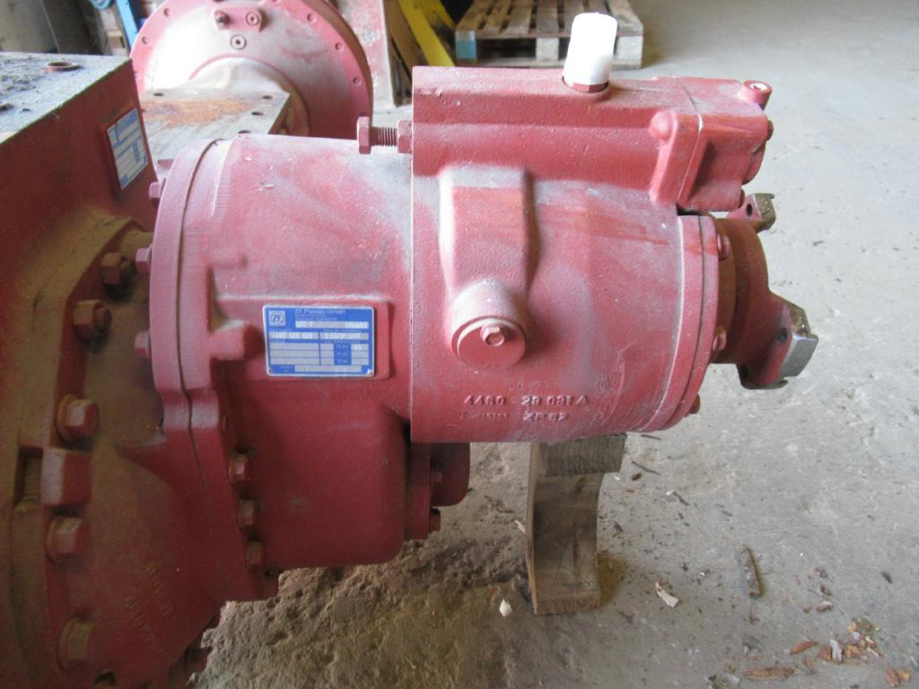 Case 89500414678 - Transmission für Baumaschine: das Bild 4 Case 89500414678 - Transmission für Baumaschine: das Bild 4