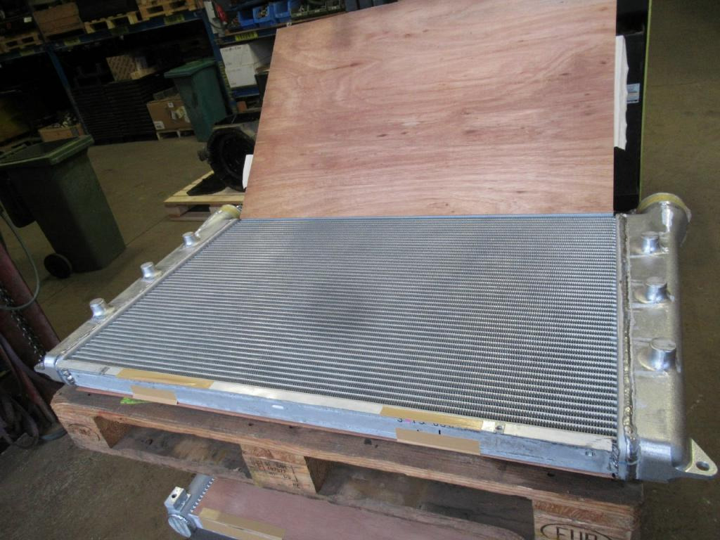 Case LN002560 - Interkühler für Baumaschine: das Bild 4 Case LN002560 - Interkühler für Baumaschine: das Bild 4