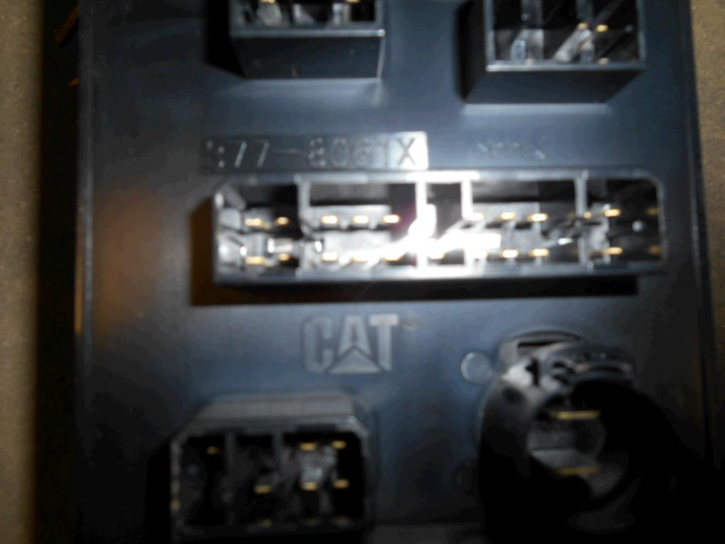 Caterpillar 3778061X - 3245773 - Sicherung für Baumaschine: das Bild 4 Caterpillar 3778061X - 3245773 - Sicherung für Baumaschine: das Bild 4