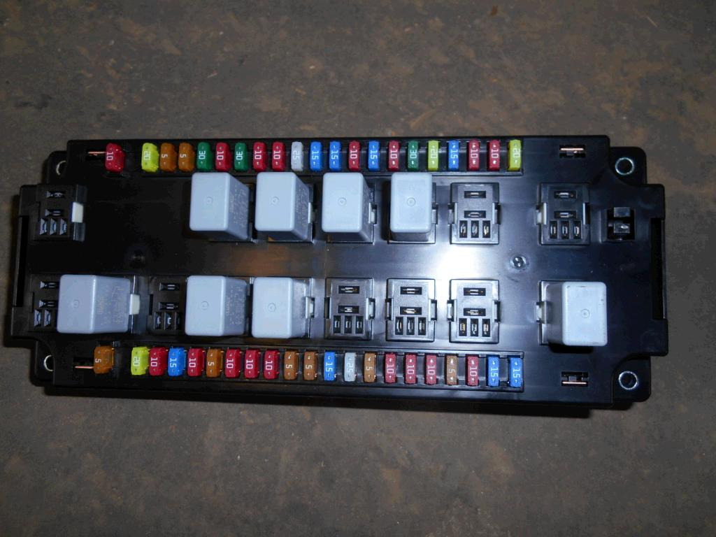 Caterpillar 3778061X - 3245773 - Sicherung für Baumaschine: das Bild 2 Caterpillar 3778061X - 3245773 - Sicherung für Baumaschine: das Bild 2