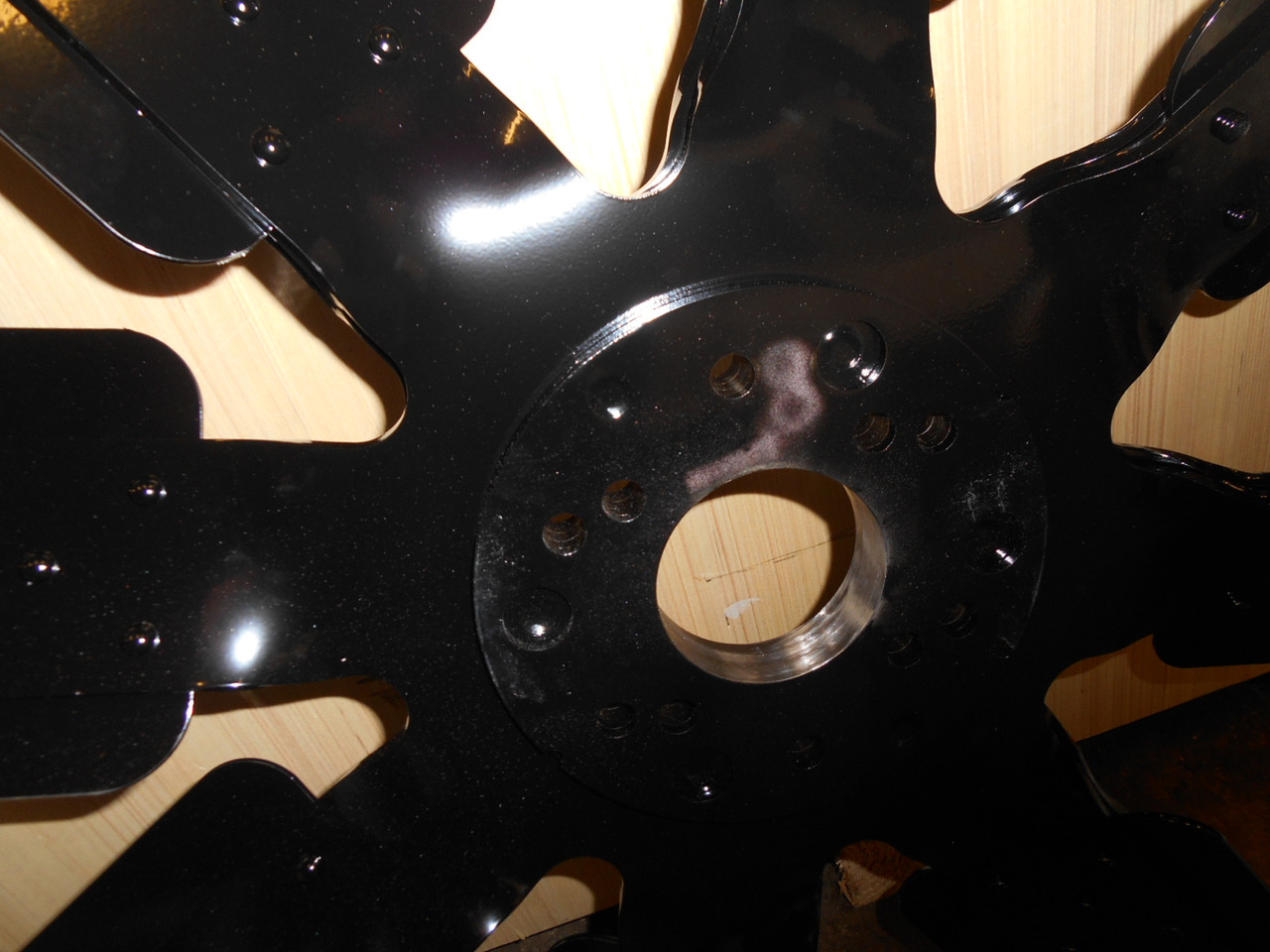 Caterpillar 4017451 - Ventilator für Baumaschine: das Bild 4 Caterpillar 4017451 - Ventilator für Baumaschine: das Bild 4