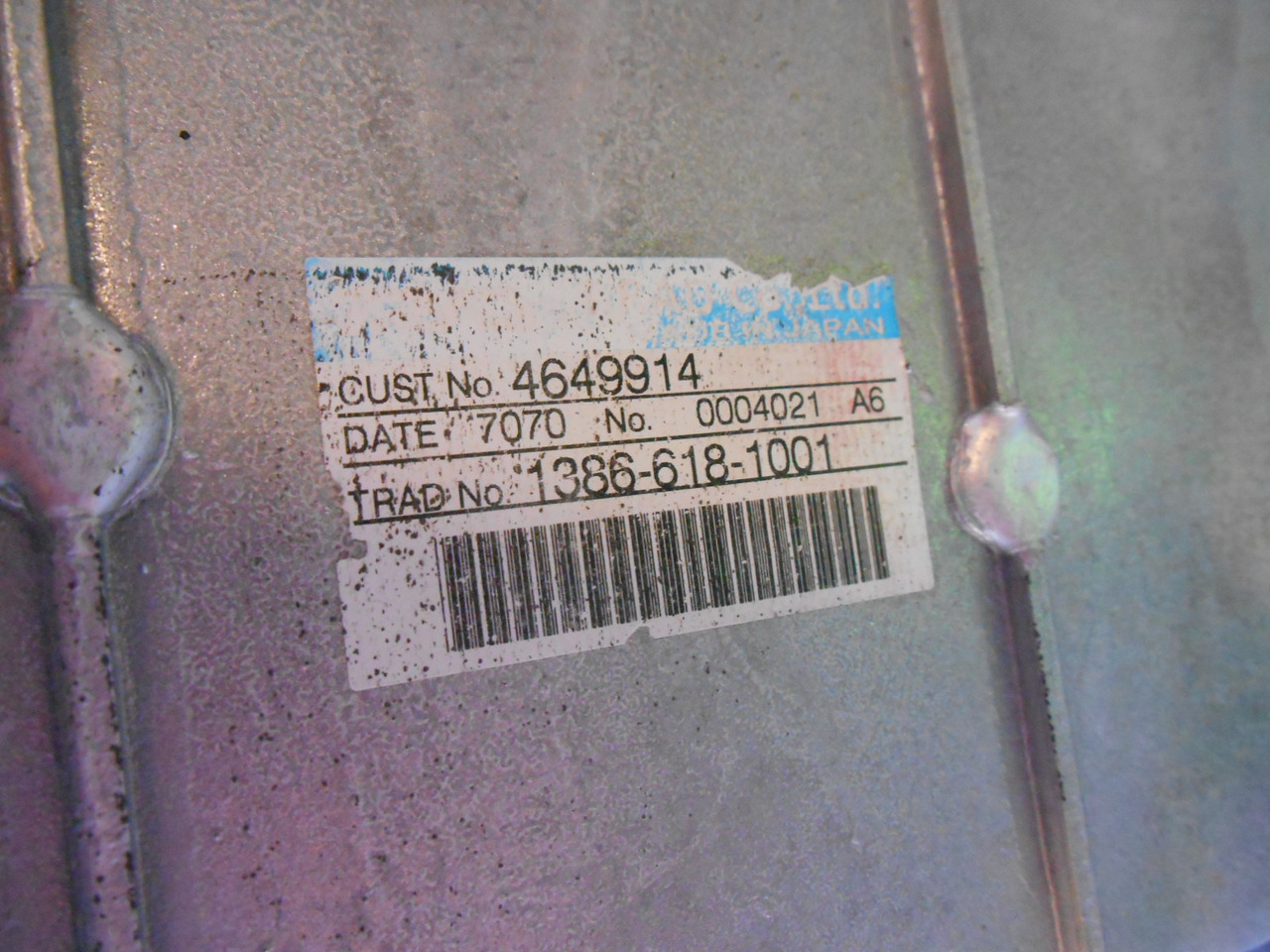 Hitachi 4649914 - Kühler für Baumaschine: das Bild 4 Hitachi 4649914 - Kühler für Baumaschine: das Bild 4