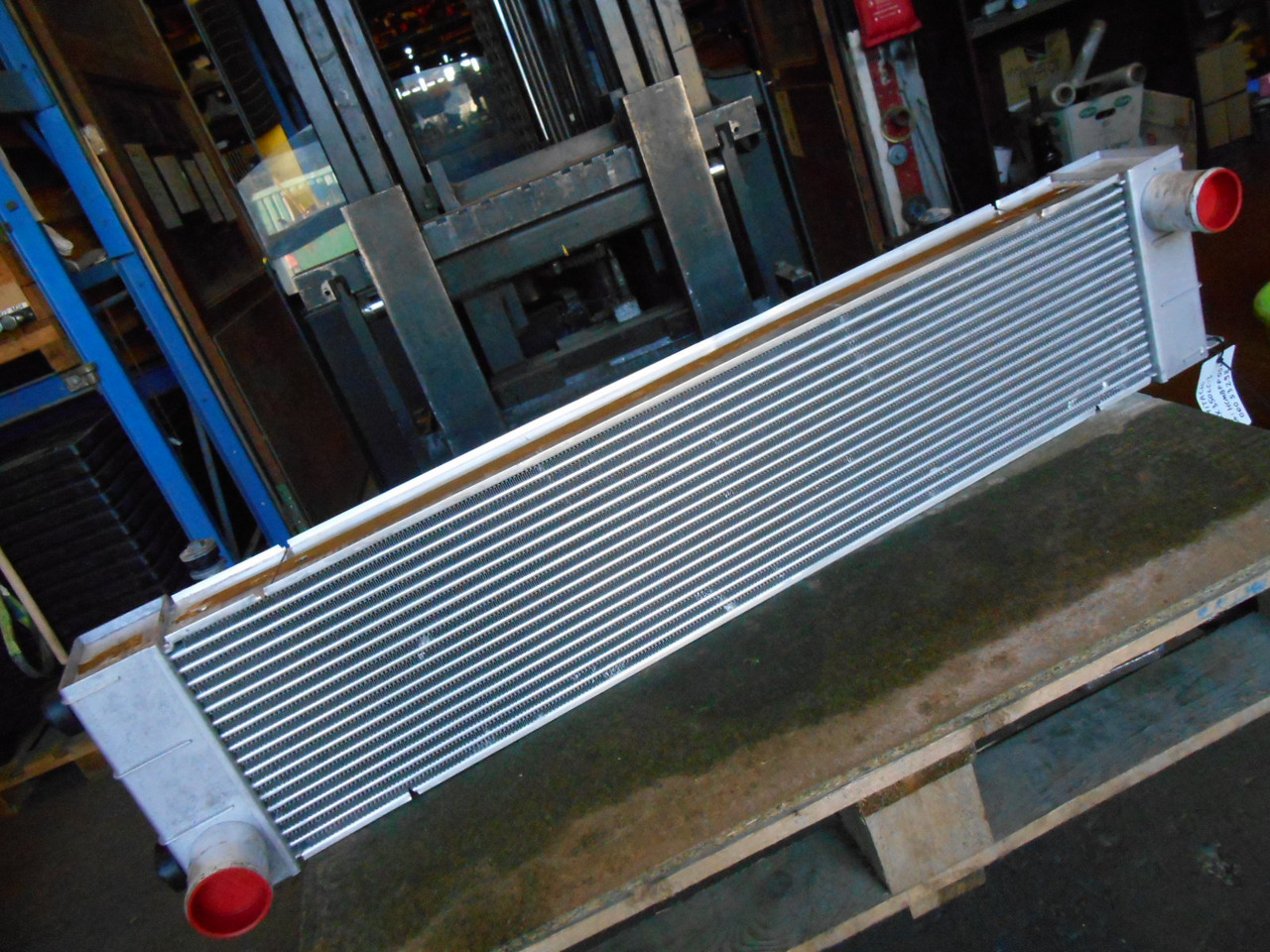 Hitachi 4649914 - Kühler für Baumaschine: das Bild 3 Hitachi 4649914 - Kühler für Baumaschine: das Bild 3