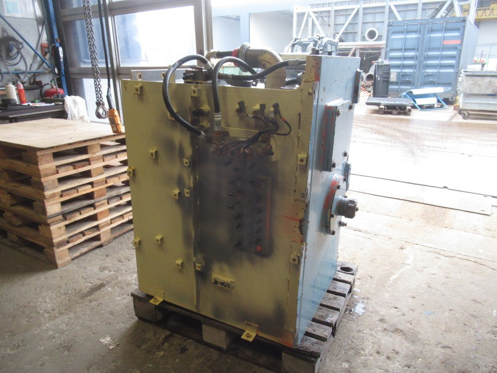 Hitachi ZX650LCH - - Hydrauliktank für Baumaschine: das Bild 3 Hitachi ZX650LCH - - Hydrauliktank für Baumaschine: das Bild 3