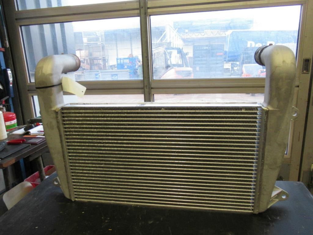 Hyundai R210LC-9 - - Interkühler für Baumaschine: das Bild 4 Hyundai R210LC-9 - - Interkühler für Baumaschine: das Bild 4