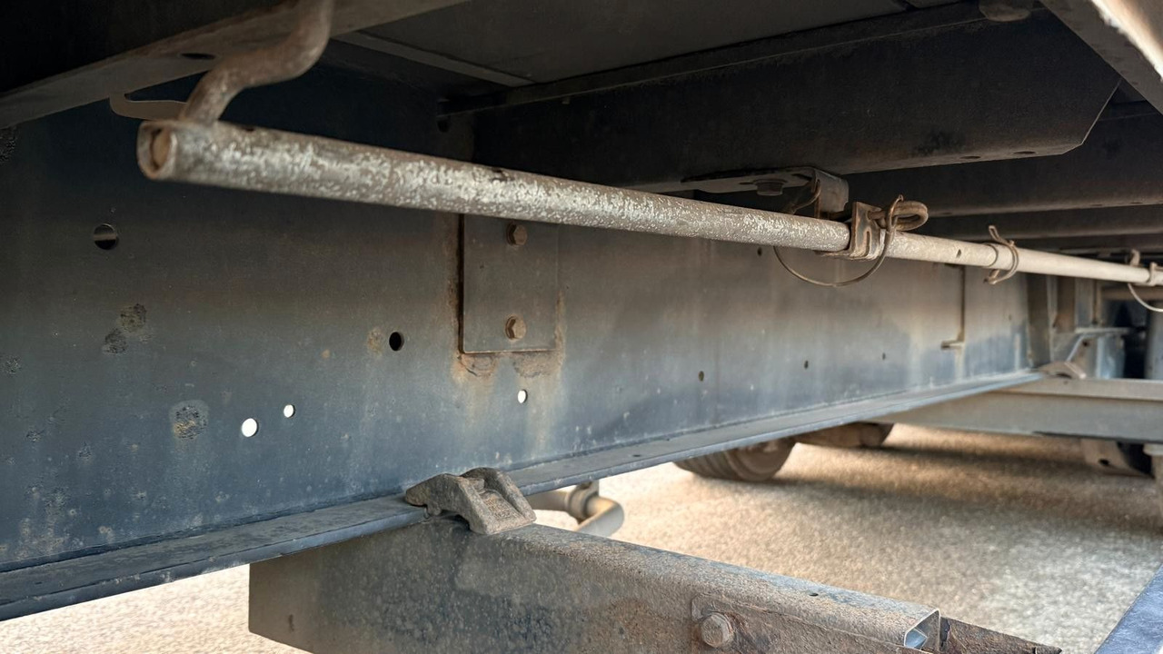 Kögel S24-1 C3V - Planenauflieger: das Bild 5 Kögel S24-1 C3V - Planenauflieger: das Bild 5