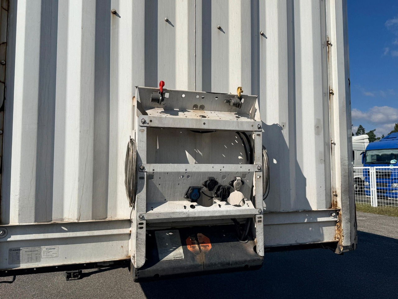 Krone SD - Planenauflieger: das Bild 2 Krone SD - Planenauflieger: das Bild 2